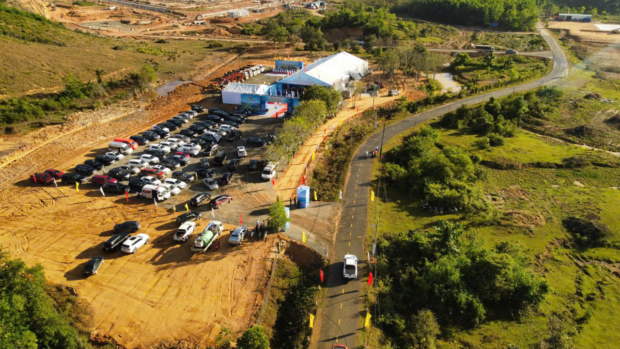 Xây cao tốc xuyên rừng 14.500 tỷ đồng, giao cho Tập đoàn Sơn Hải